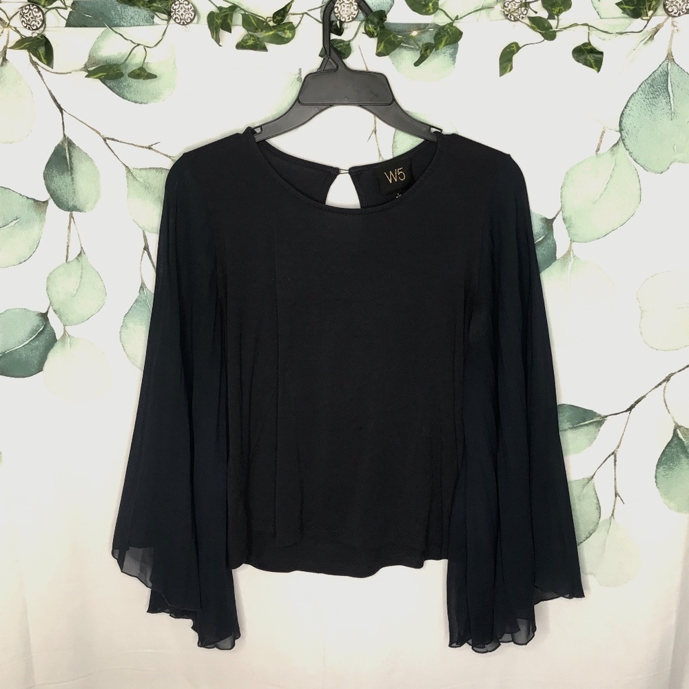 W5 Keyhole Back Detail Top with Sheer Flutter Sleeves Size Small